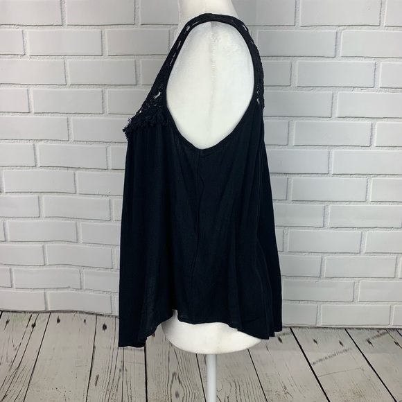 XHILARATION Crochet Lace Knit Tank Top Black Med - Picture 4 of 6